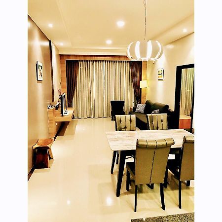 Imperial Grand Suite Apartment กูชิง ภายนอก รูปภาพ