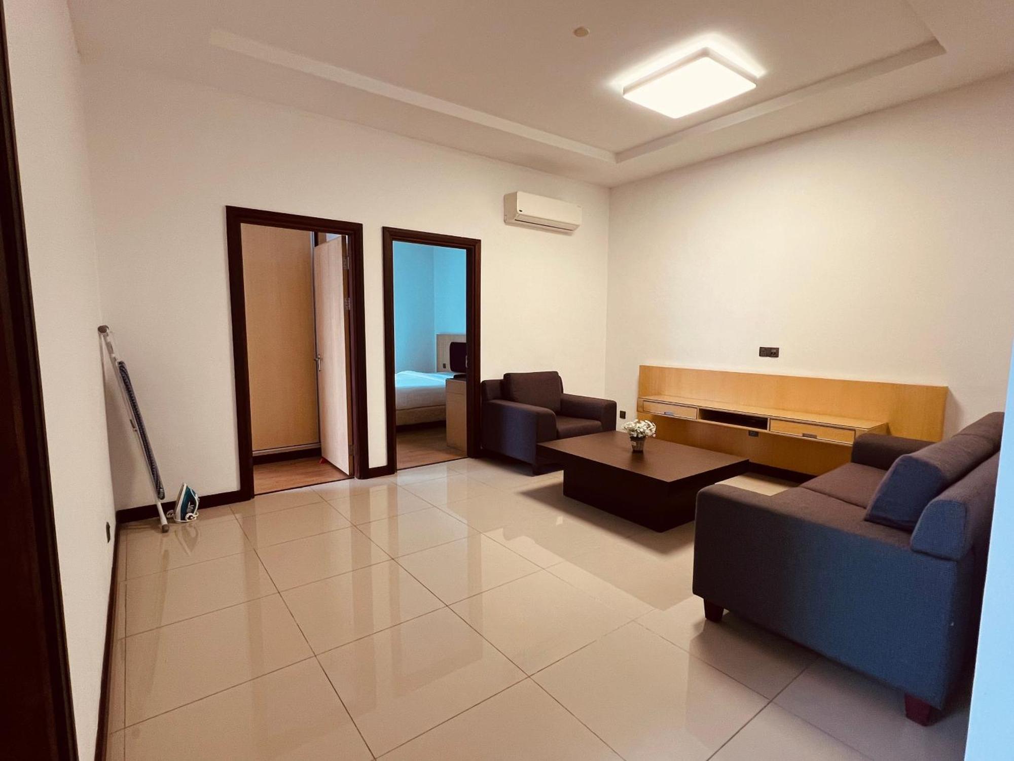 Imperial Grand Suite Apartment กูชิง ภายนอก รูปภาพ